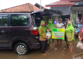 Muslimat NU Kabupaten Pekalongan Adakan Bakti Sosial Peduli Banjir
