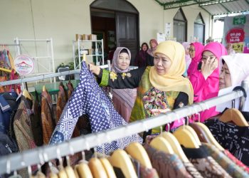 Amaliah Ramadan PP Muslimat NU Gelar Bazar Berkah