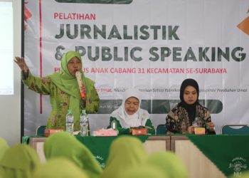 Perkuat SDM PAC, Muslimat NU Surabaya Adakan Diklat Jurnalistik dan Public Speaking