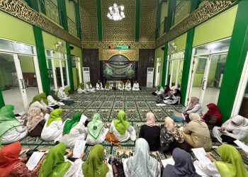 Diawali Riyadhoh dan Doa Bersama, PP Muslimat NU Warnai Rangkaian Muktamar ke-35 NU di Jombang