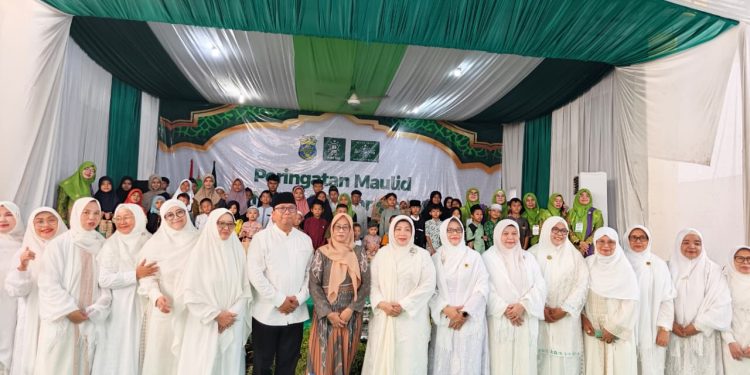 Maulid Nabi Muhammad SAW dan Temu Alumni Haji Muslimat NU Pusat di Kabupaten Bekasi, Perkuat Ukhuwah dan Silaturahmi